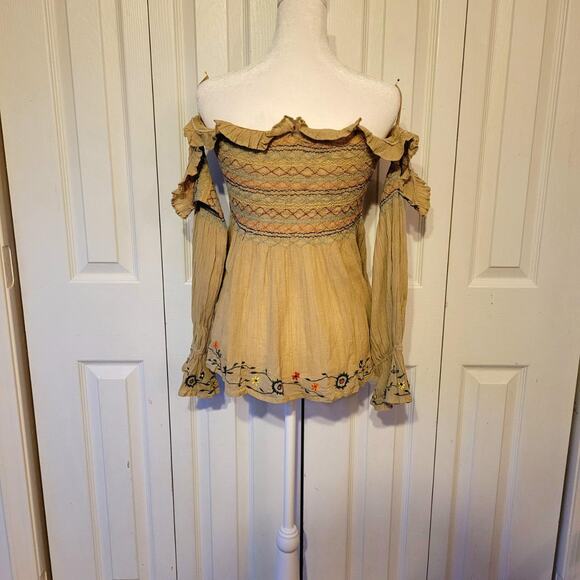 Chaudry KC Sport, S | Vintage Off-The-Shoulder Boho Stretchy Top With Embroidery - Picture 2 of 8
